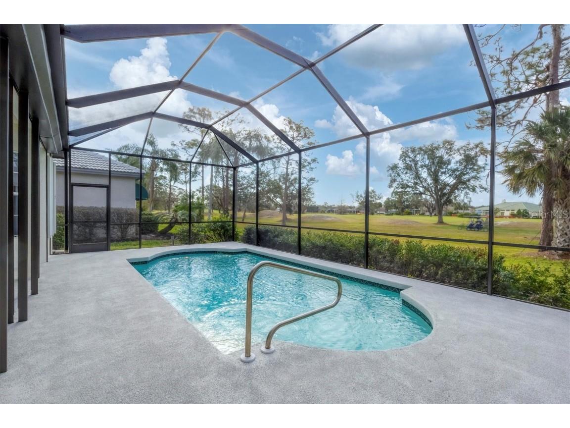 10114 Glenmore Avenue Bradenton FL 34202 A4672652 image44