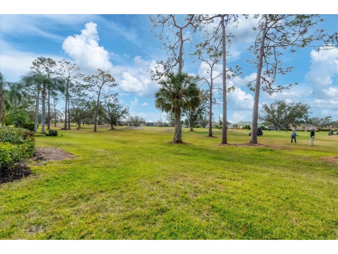 10114 Glenmore Avenue Bradenton FL 34202 A4672652 image46