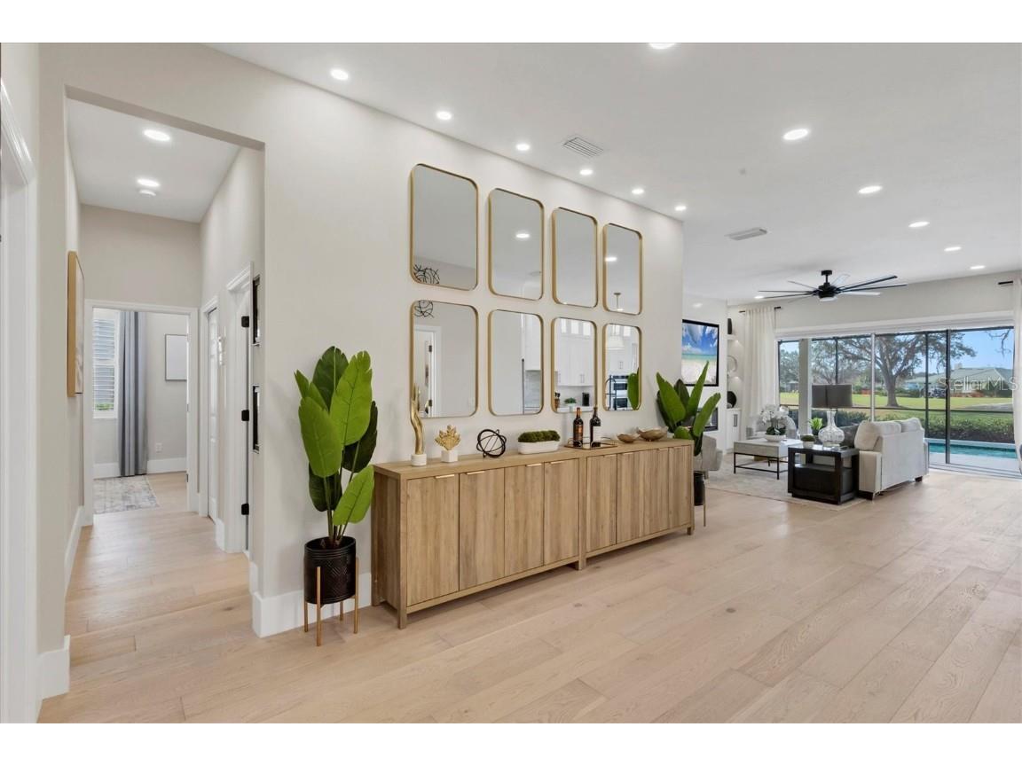 10114 Glenmore Avenue Bradenton FL 34202 A4672652 image9