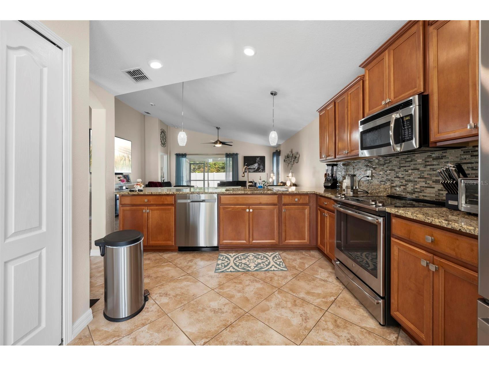 10114 Ives Loop Hudson FL 34667 TB8462837 image20
