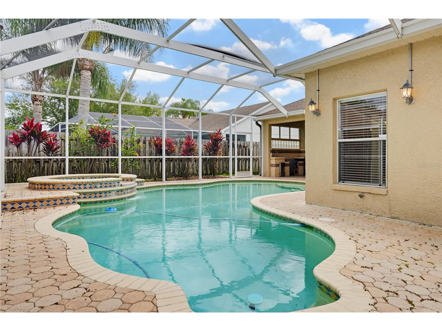 10115 Kingsbridge Avenue Tampa FL 33626 TB8509452 image2