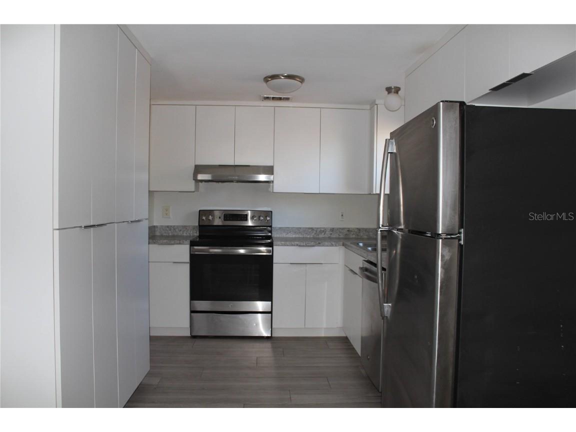 10115 Wheatley Hills Court Tampa FL 33615 TB8442931 image14