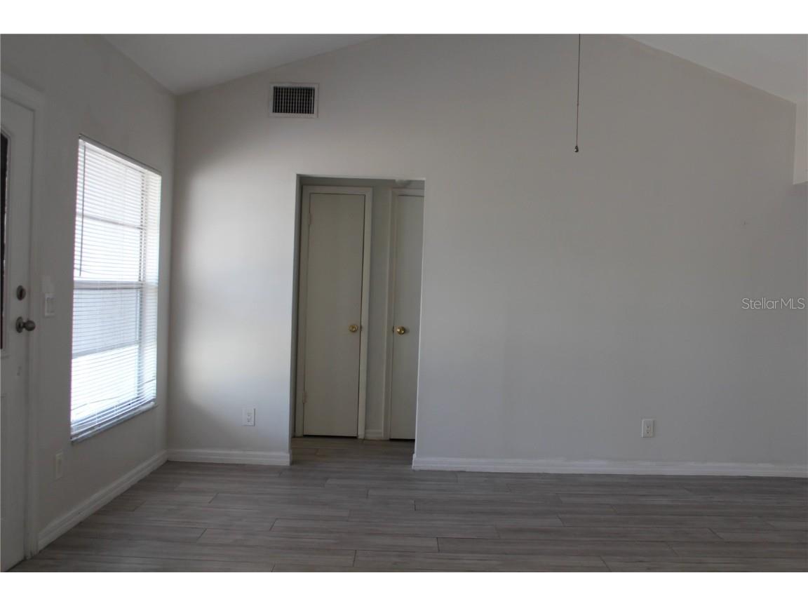 10115 Wheatley Hills Court Tampa FL 33615 TB8442931 image5