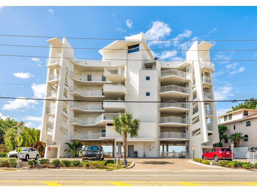 10116 Gulf Boulevard #203W Treasure Island FL 33706 TB8485337 image2
