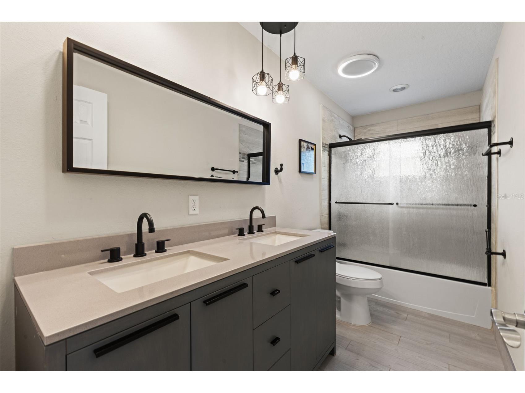 10117 Deercliff Drive Tampa FL 33647 TB8511374 image41