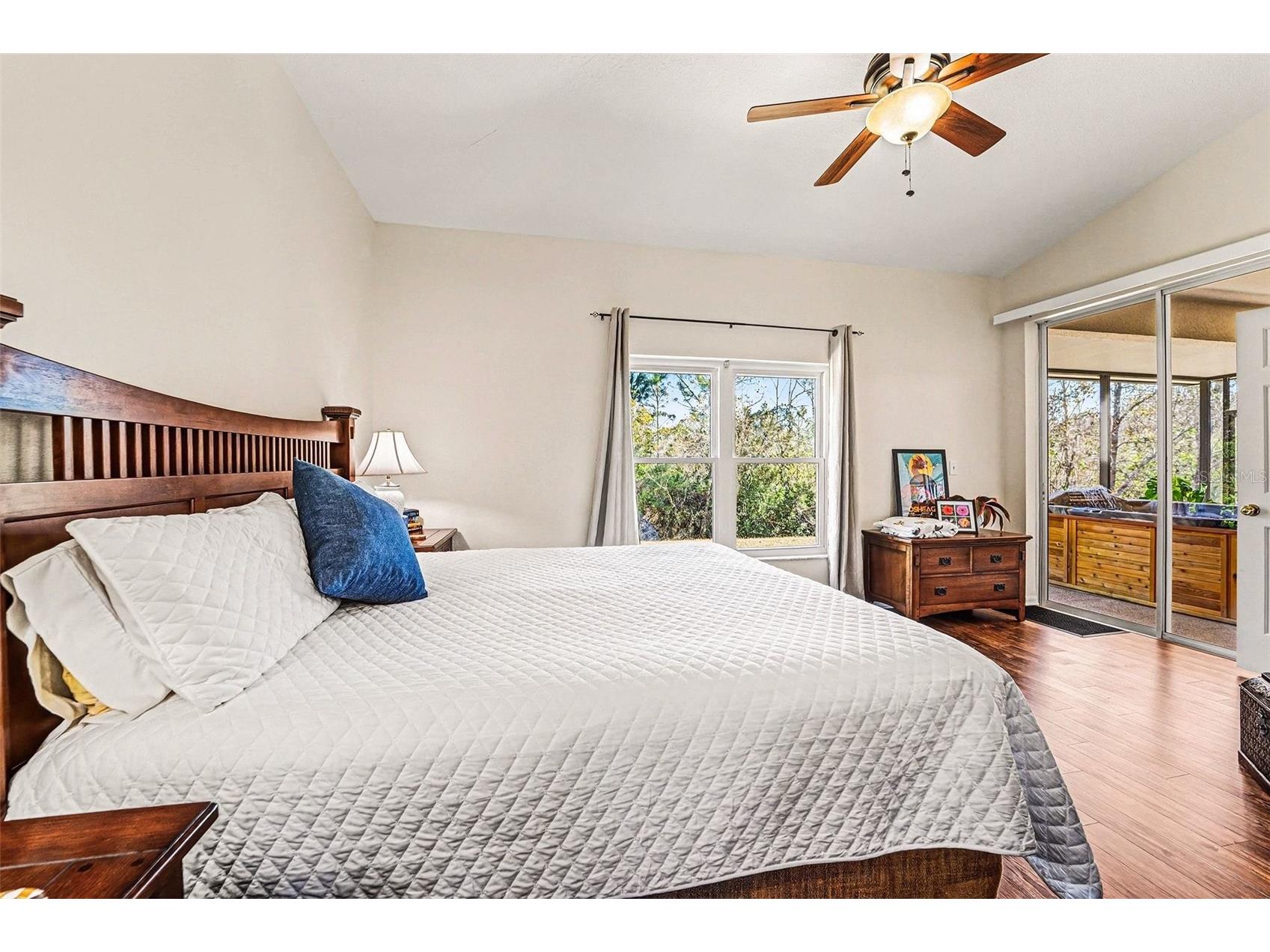 10118 Cleghorn Drive San Antonio FL 33576 TB8471776 image23