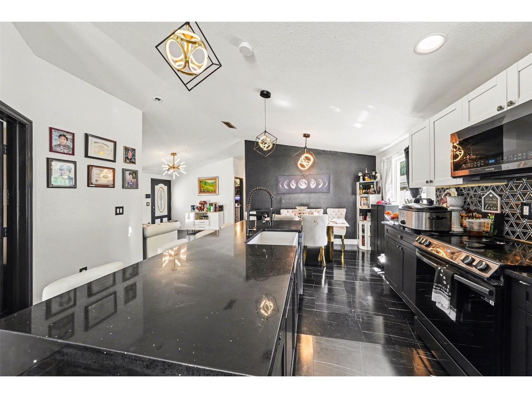 10119 Chimney Hill Court Tampa FL 33615 TB8498491 image11