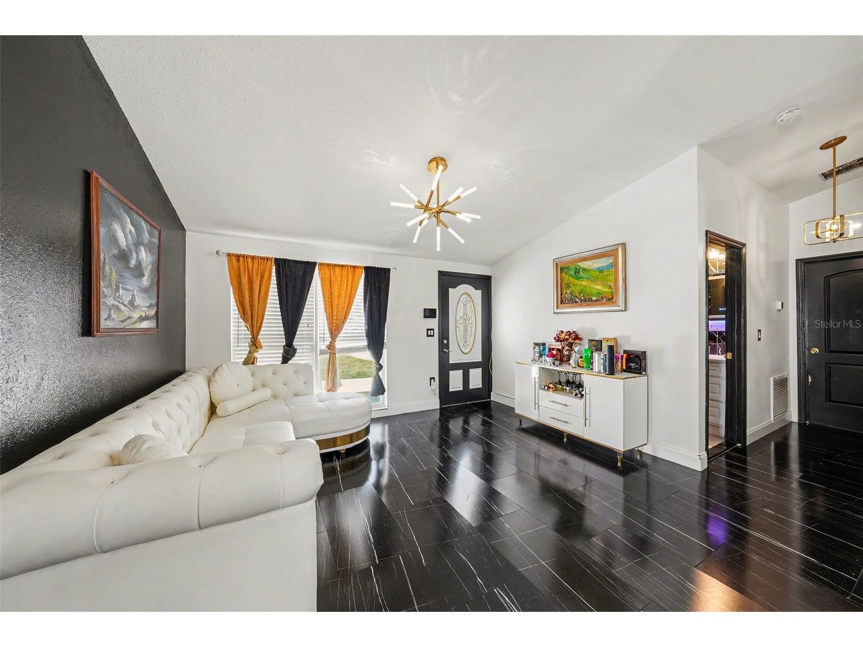 10119 Chimney Hill Court Tampa FL 33615 TB8498491 image4