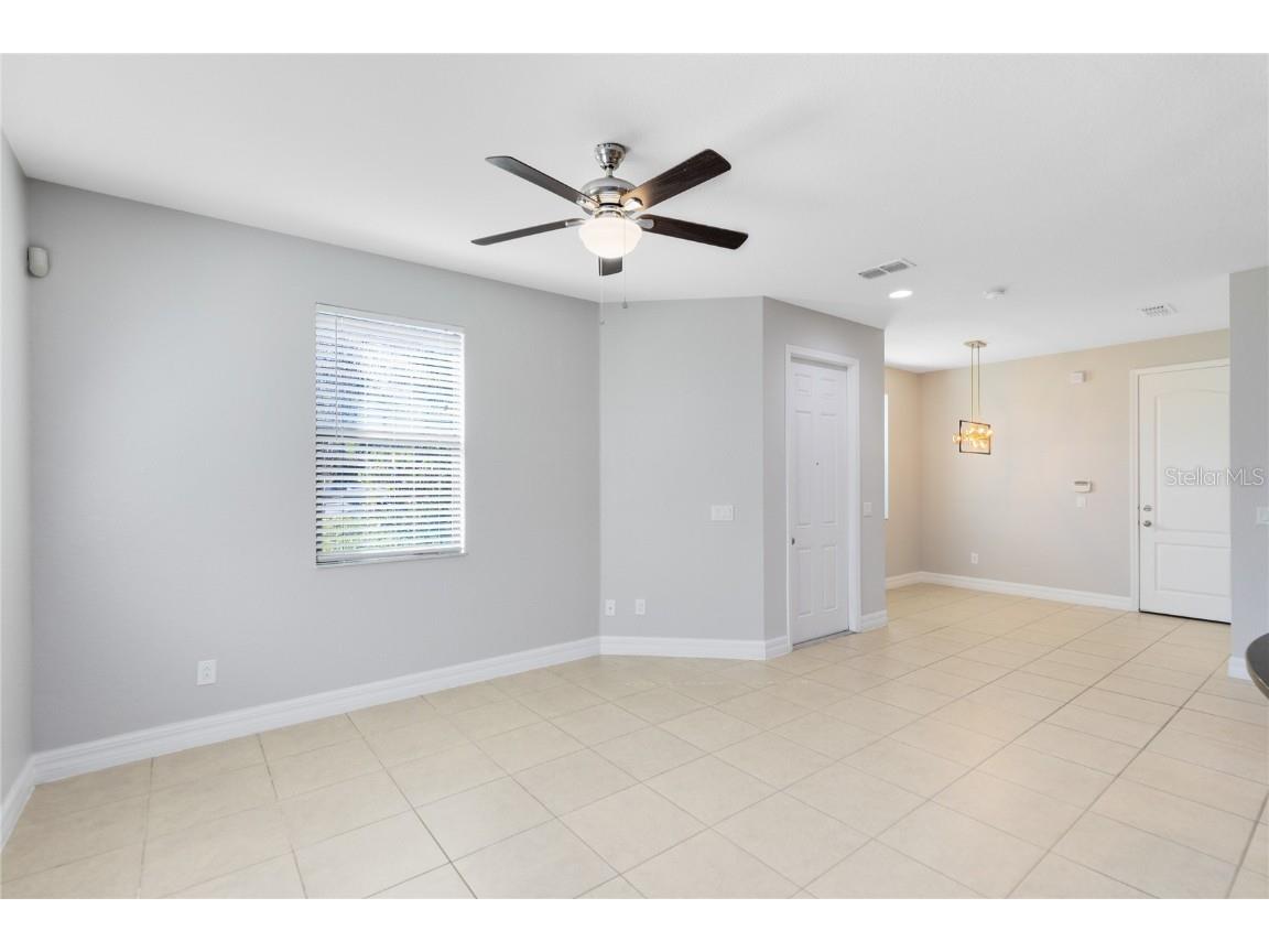 10119 Eagle Creek Center Boulevard Orlando FL 32832 O6365358 image7