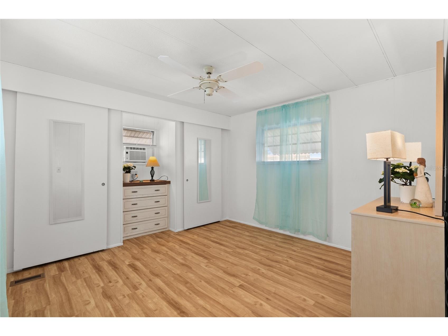 1012 50th Ave Plaza W Bradenton FL 34207 TB8479435 image11
