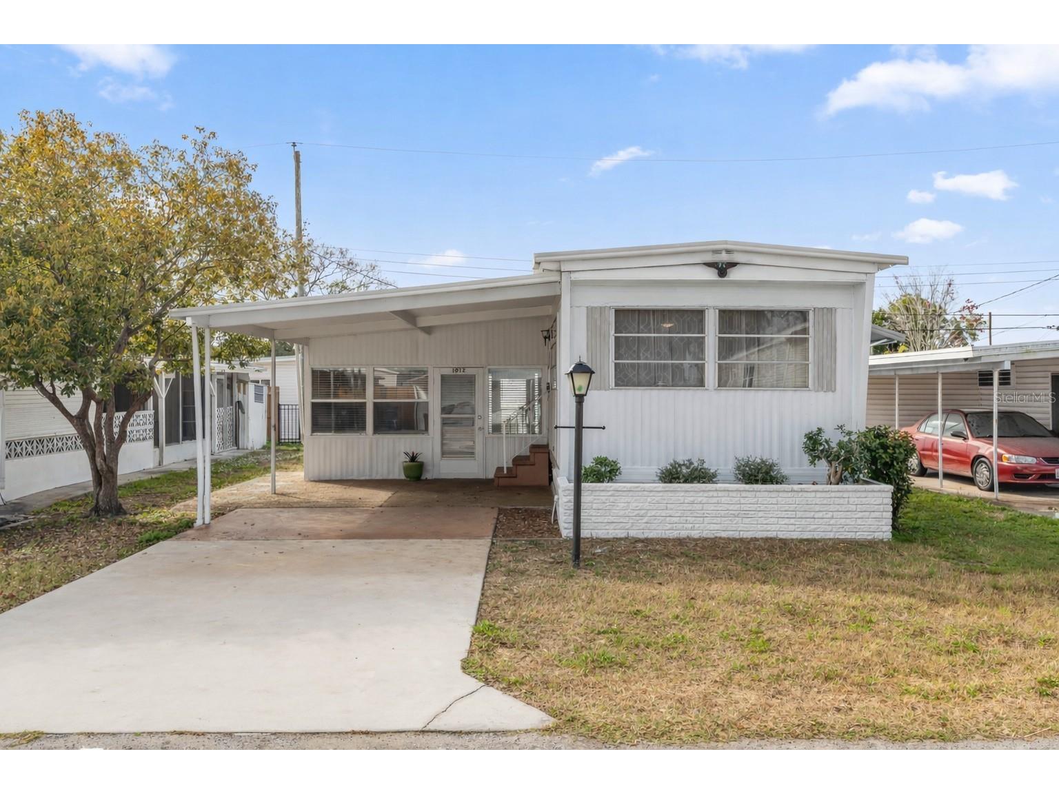 1012 50th Ave Plaza W Bradenton FL 34207 TB8479435 image2