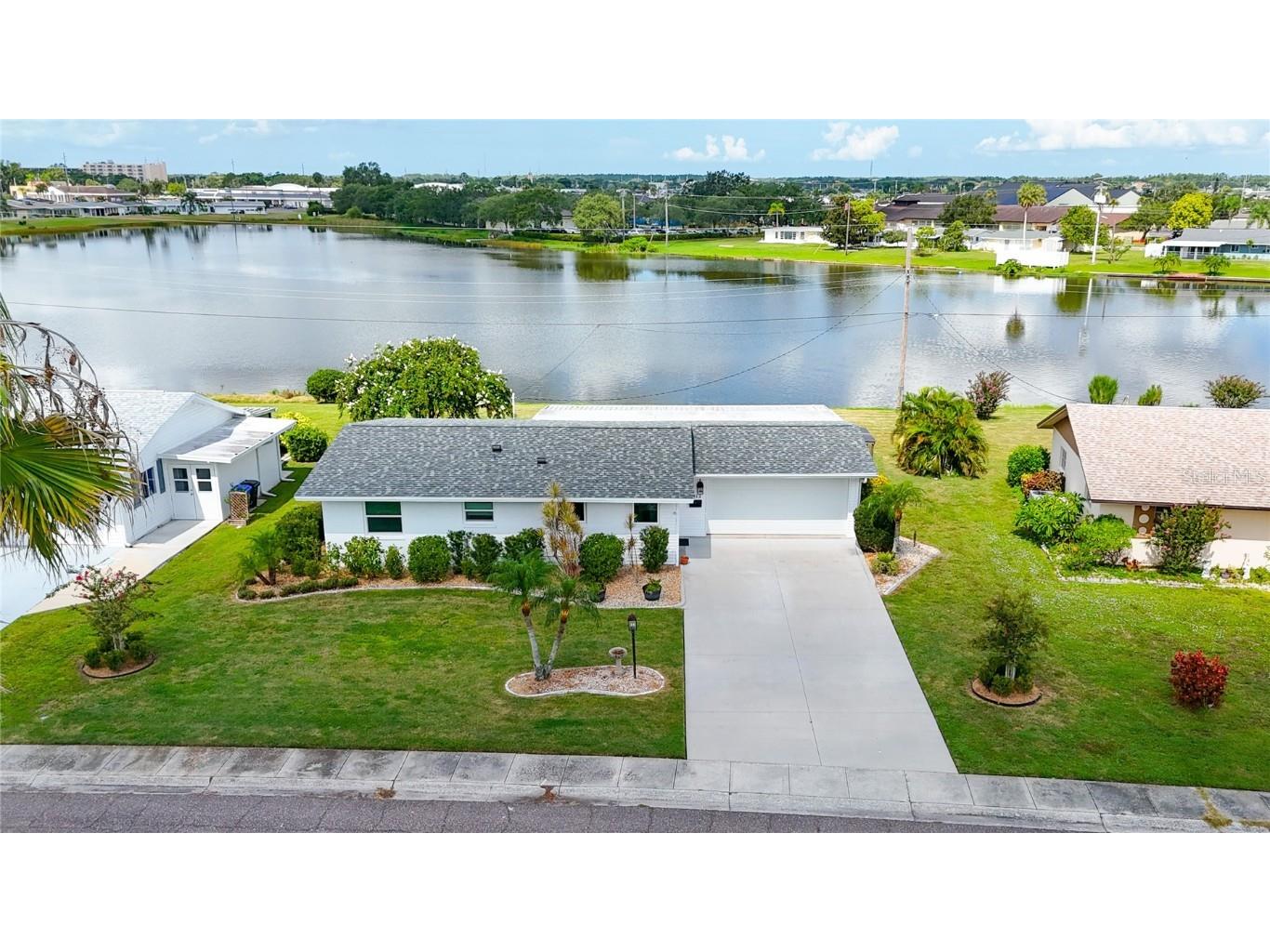 1012 Augusta Drive Sun City Center FL 33573 - Swan Lake TB8410911 image1