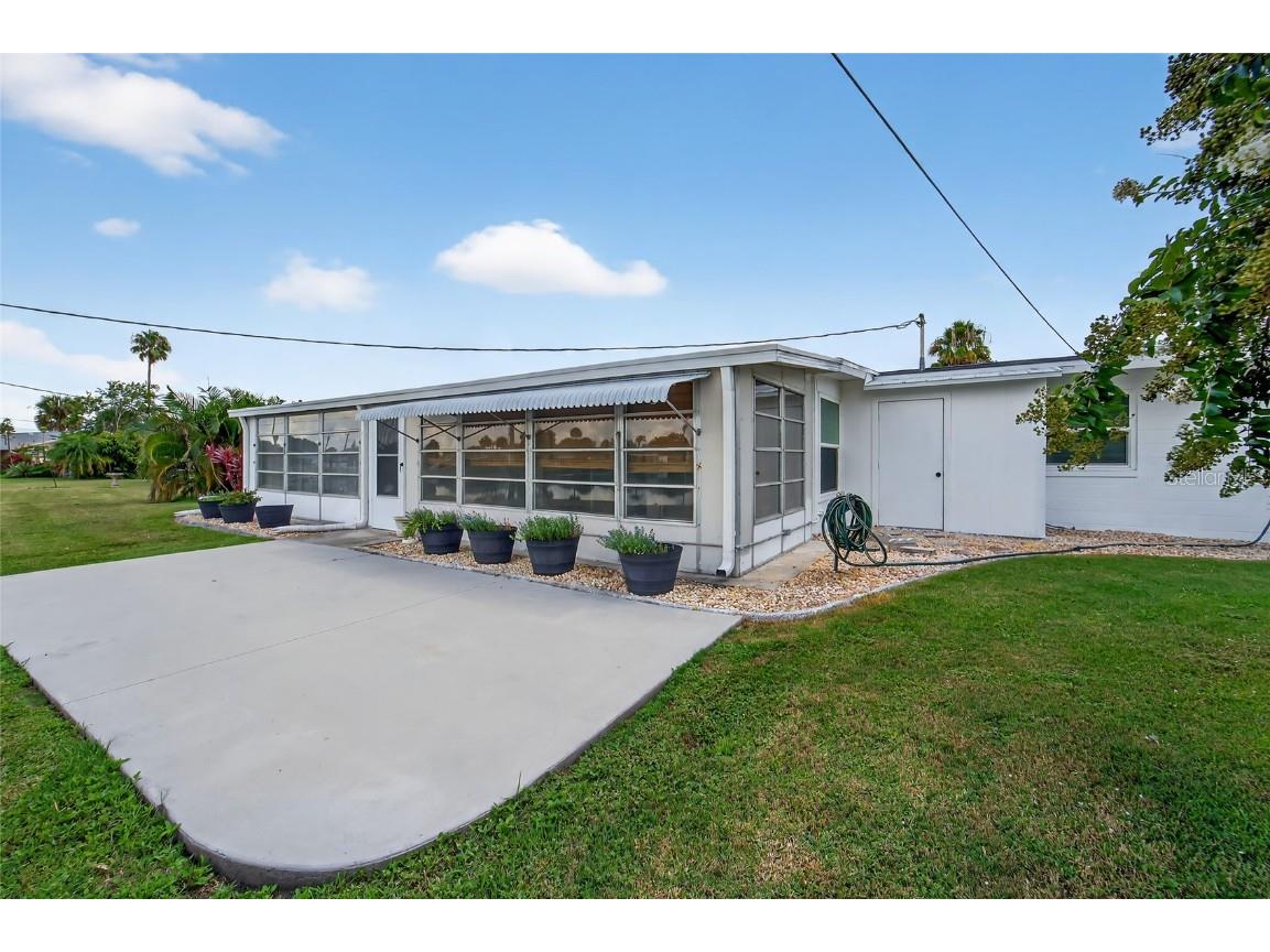 1012 Augusta Drive Sun City Center FL 33573 - Swan Lake TB8410911 image53