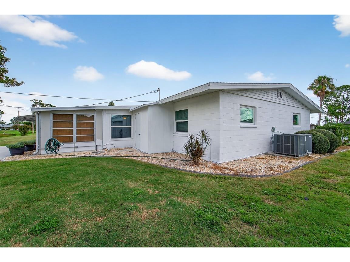 1012 Augusta Drive Sun City Center FL 33573 - Swan Lake TB8410911 image54