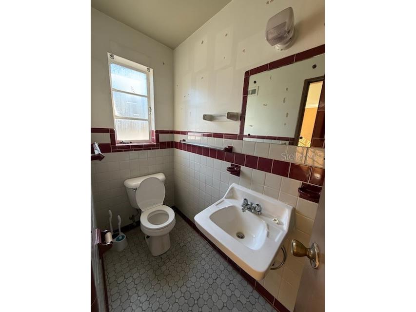 1012 E Silver Springs Boulevard #B7 Ocala FL 34470 OM713786 image7