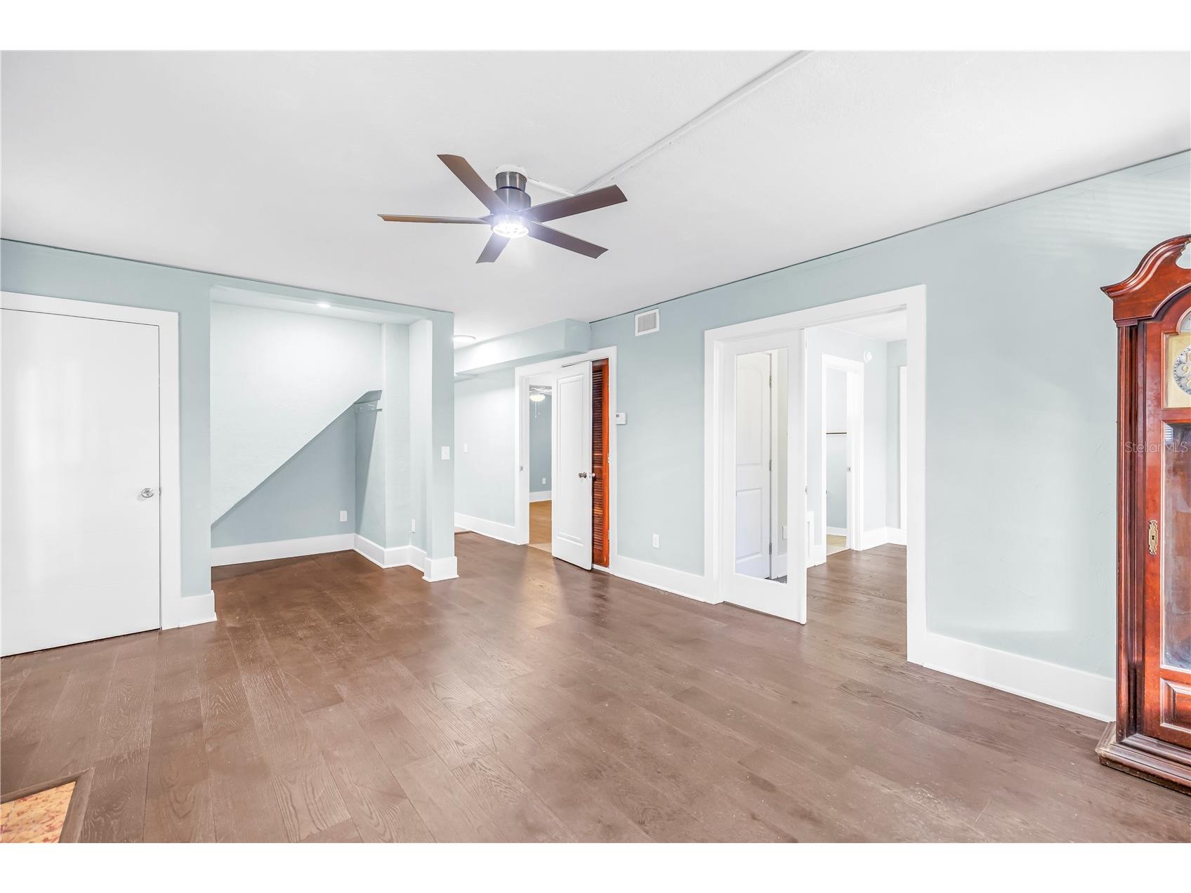 1012 Granville Court N Saint Petersburg FL 33701 TB8455452 image11