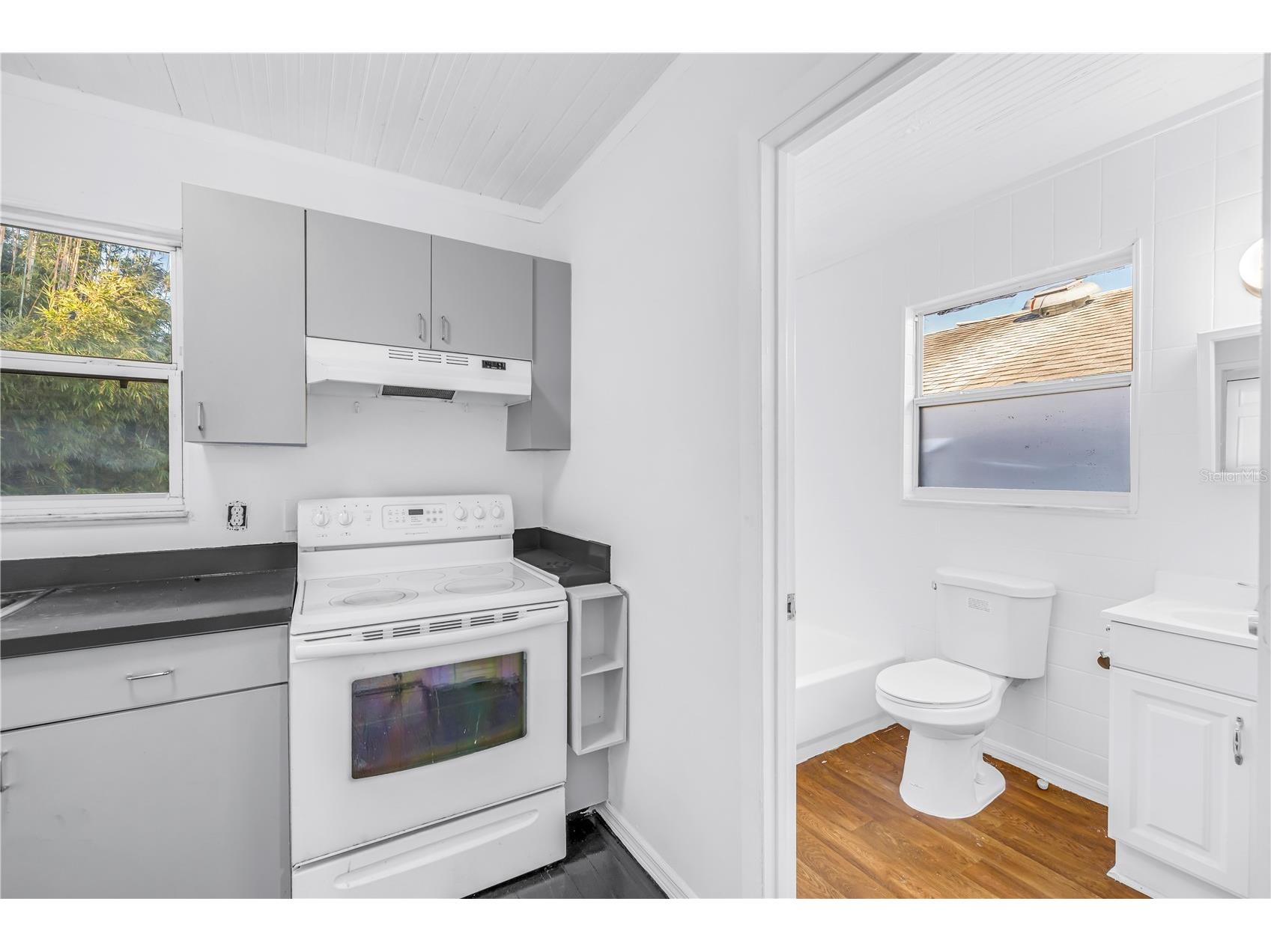 1012 Granville Court N Saint Petersburg FL 33701 TB8455452 image31