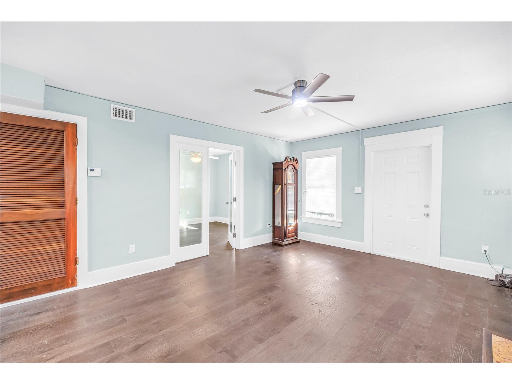 1012 Granville Court N Saint Petersburg FL 33701 TB8455452 image4