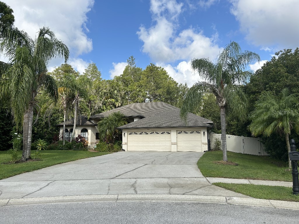 1012 Kingsborough Gardens Court, Lutz, FL, 33548 | MLS: TB8412687 ...