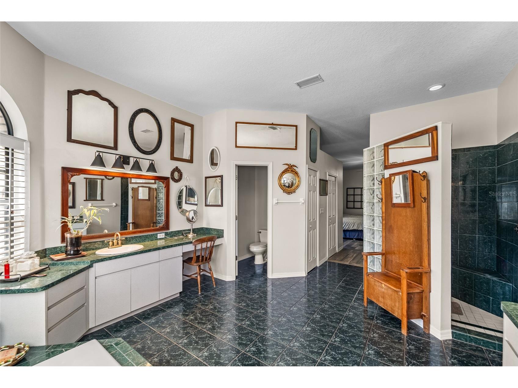 1012 Kingsborough Gardens Court Lutz FL 33548 - LAKE REINHEIMER TB8501775 image18
