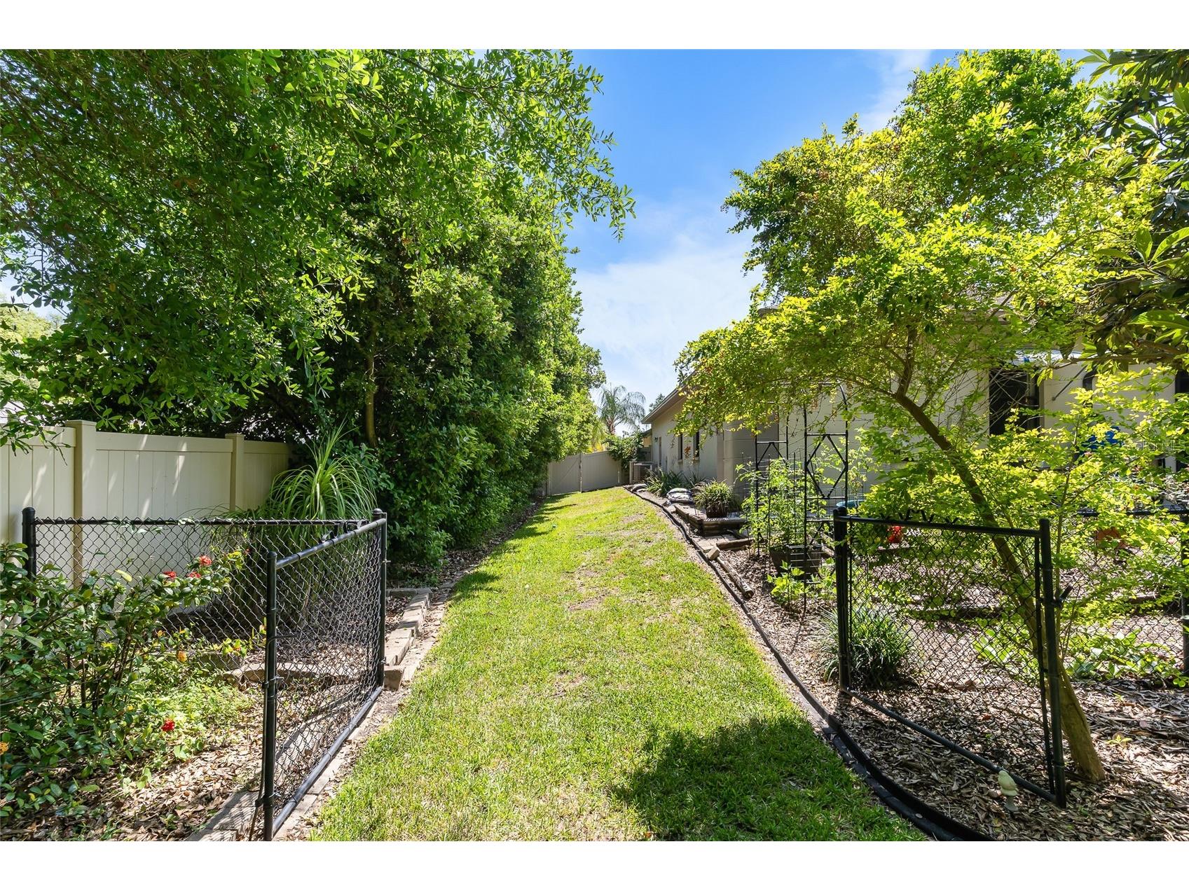 1012 Kingsborough Gardens Court Lutz FL 33548 - LAKE REINHEIMER TB8501775 image36