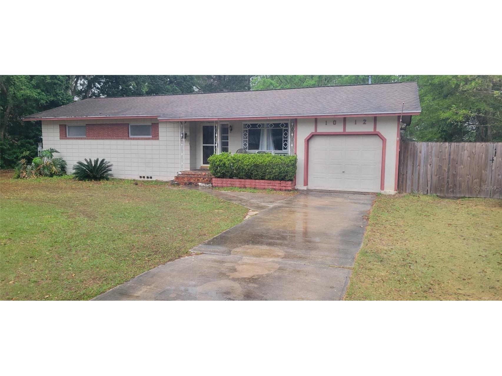 1012 NE 39th Court Ocala FL 34470 OM654076 image1