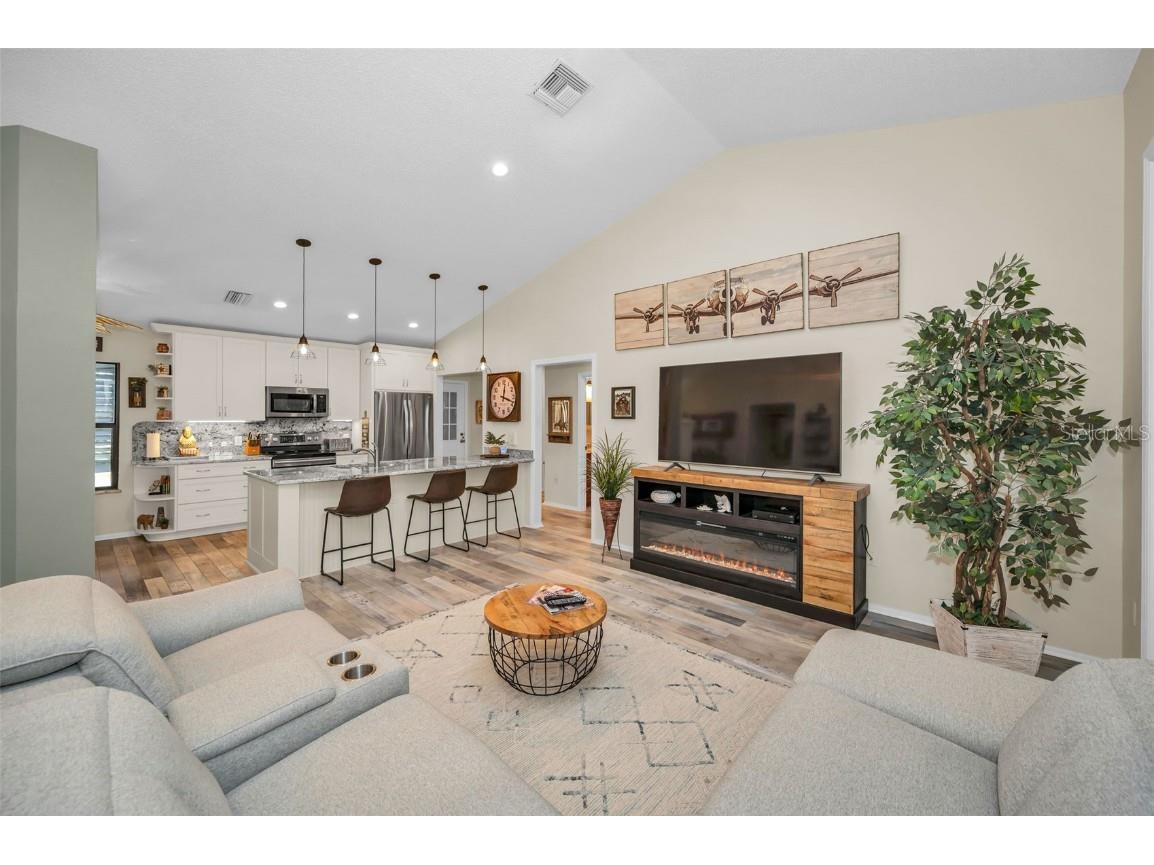 1012 Osprey Court Tarpon Springs FL 34689 - LAKE AVOCA A SALT WATER LAKE TB8454600 image5