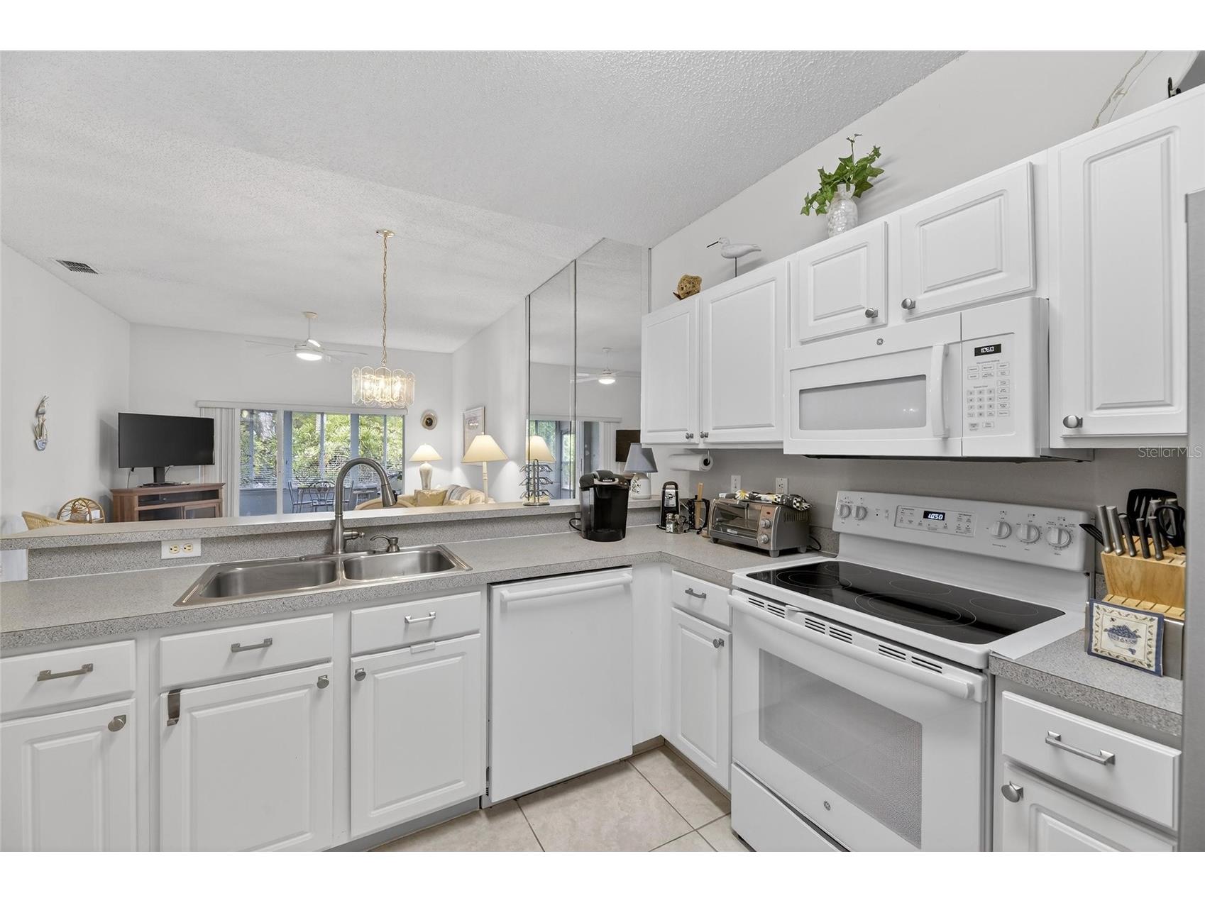 1012 Radison Avenue #12 Sun City Center FL 33573 TB8502046 image10