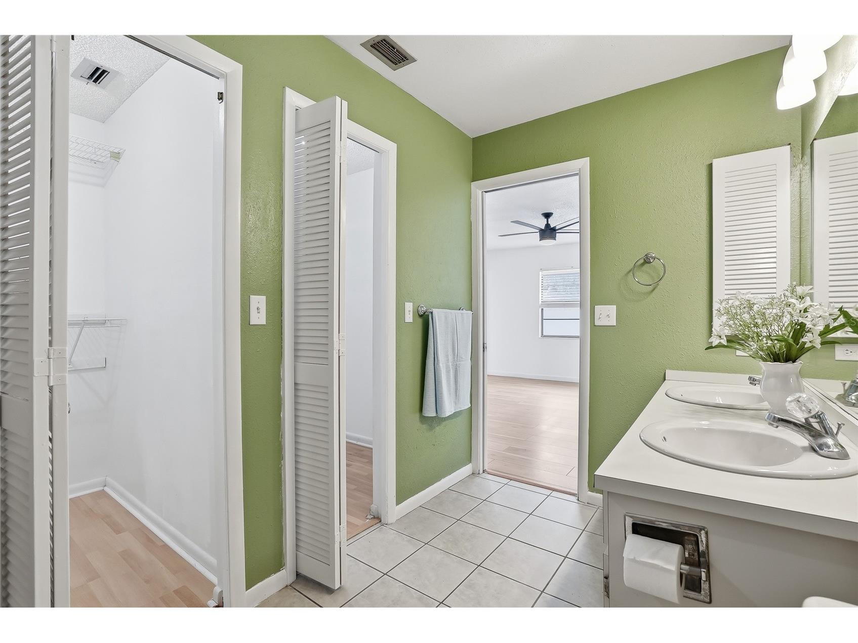 1012 Redbud Circle Plant City FL 33563 TB8516263 image21