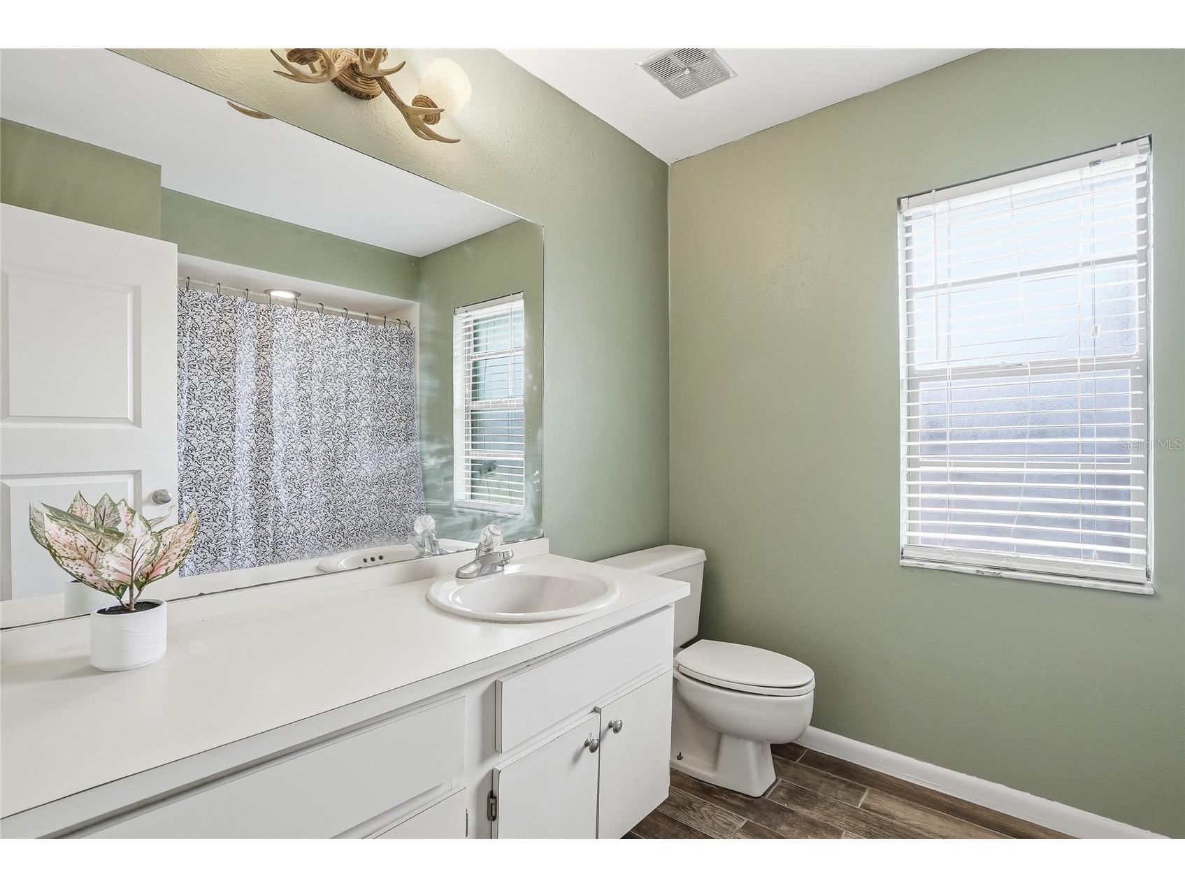 1012 Redbud Circle Plant City FL 33563 TB8516263 image25