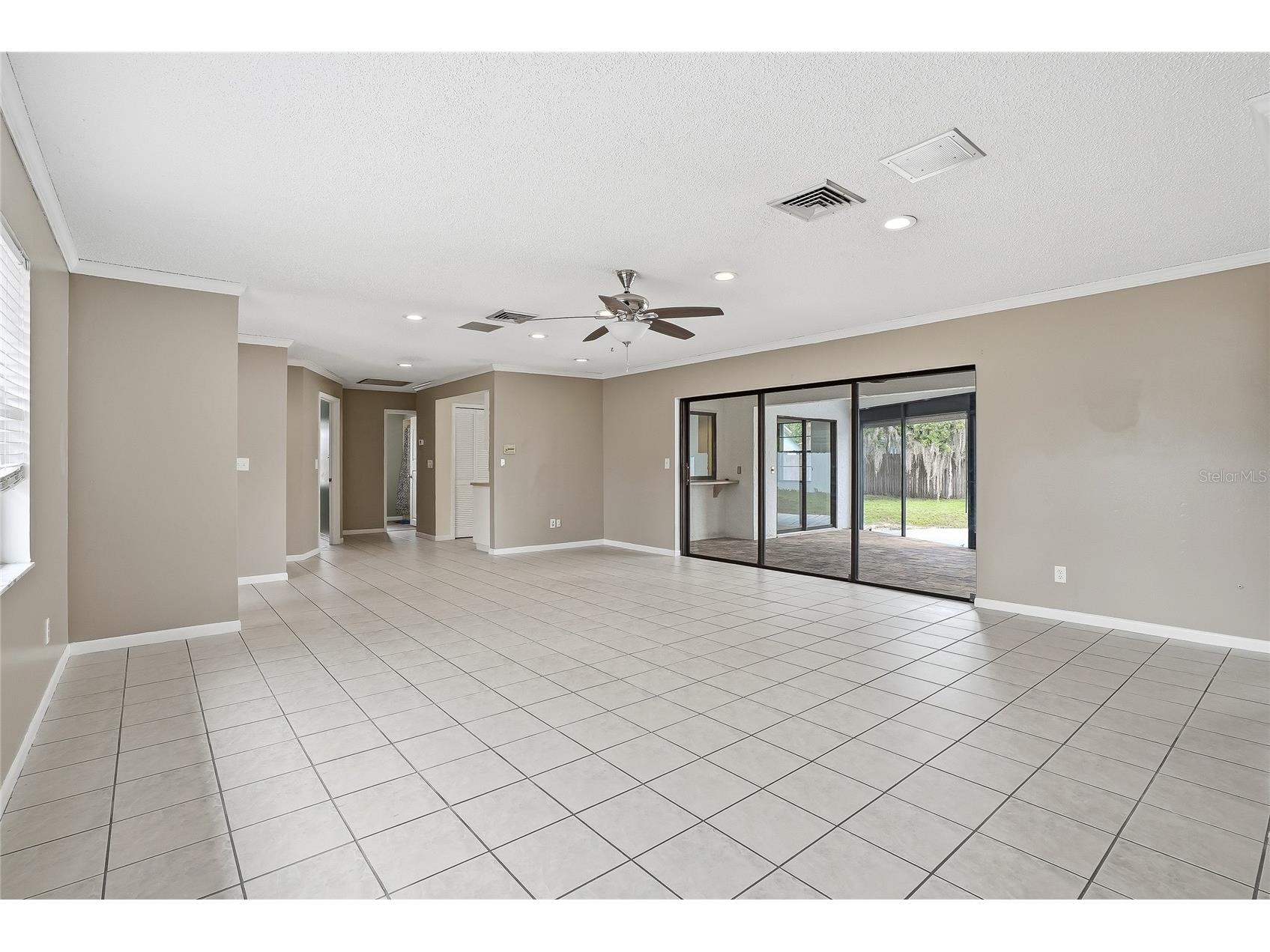 1012 Redbud Circle Plant City FL 33563 TB8516263 image7