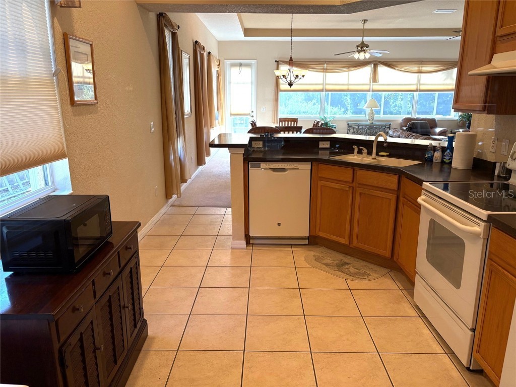 1012 Regal Manor Way Sun City Center FL 33573 TB8431168 image18