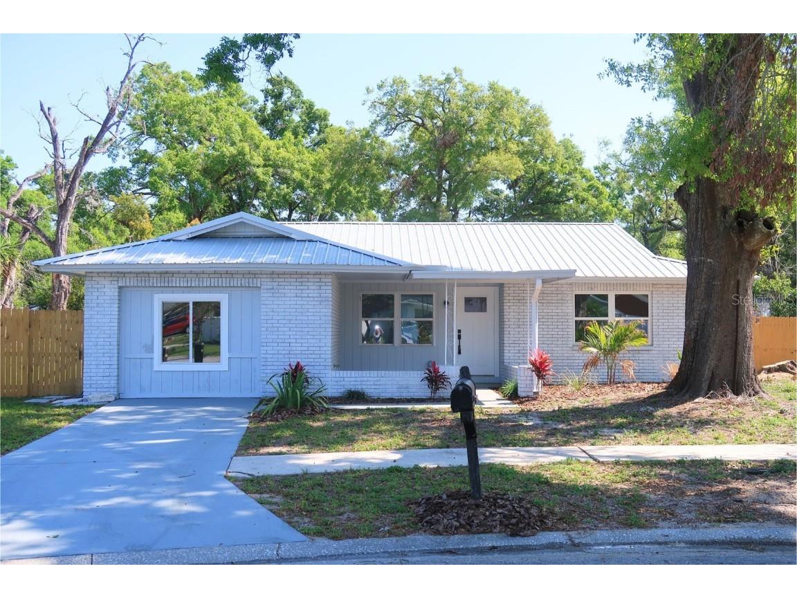 1012 Sagamore Drive Seffner FL 33584 TB8328874 image1
