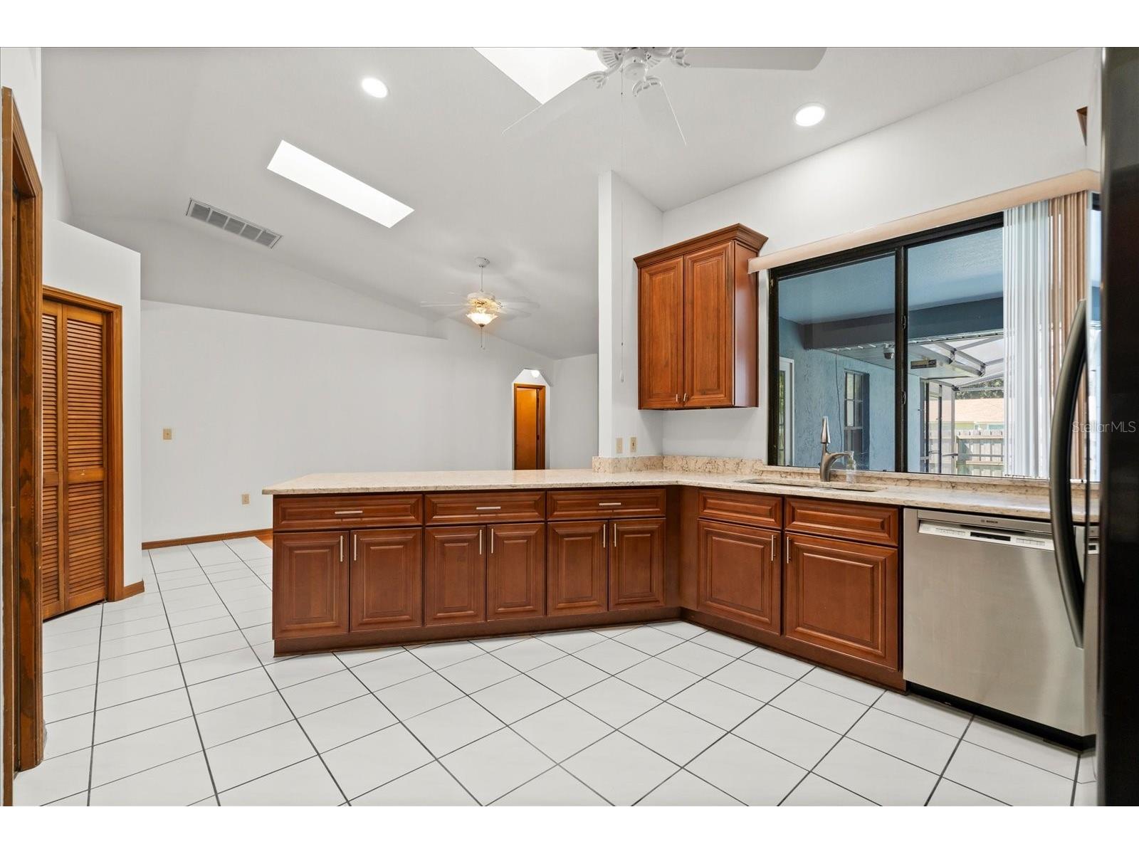 1012 Tony Circle Saint Cloud FL 34772 O6352299 image9