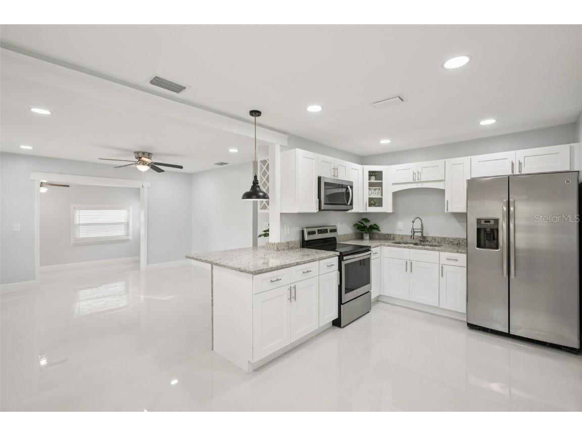 10120 Alambra Avenue Tampa FL 33619 TB8457472 image15