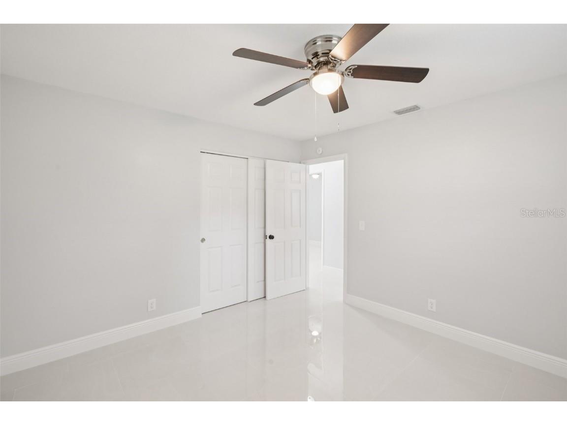 10120 Alambra Avenue Tampa FL 33619 TB8457472 image30