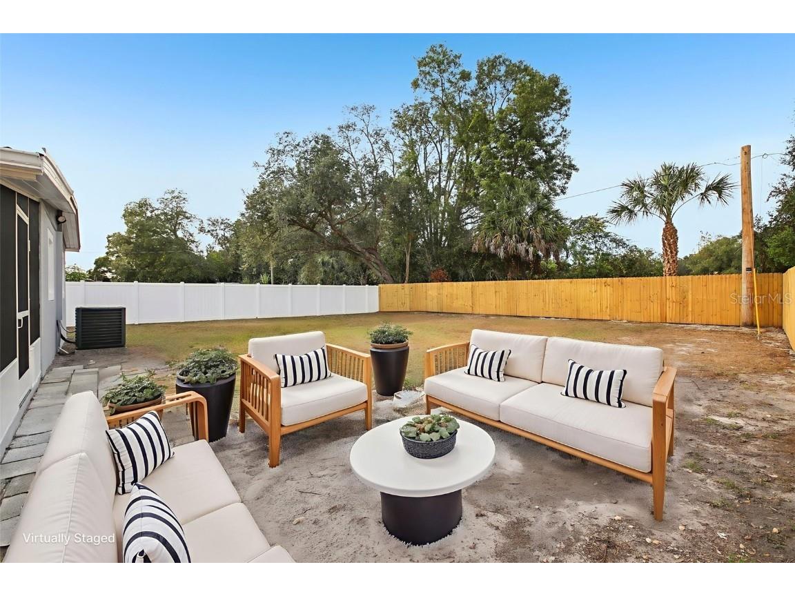 10120 Alambra Avenue Tampa FL 33619 TB8457472 image4