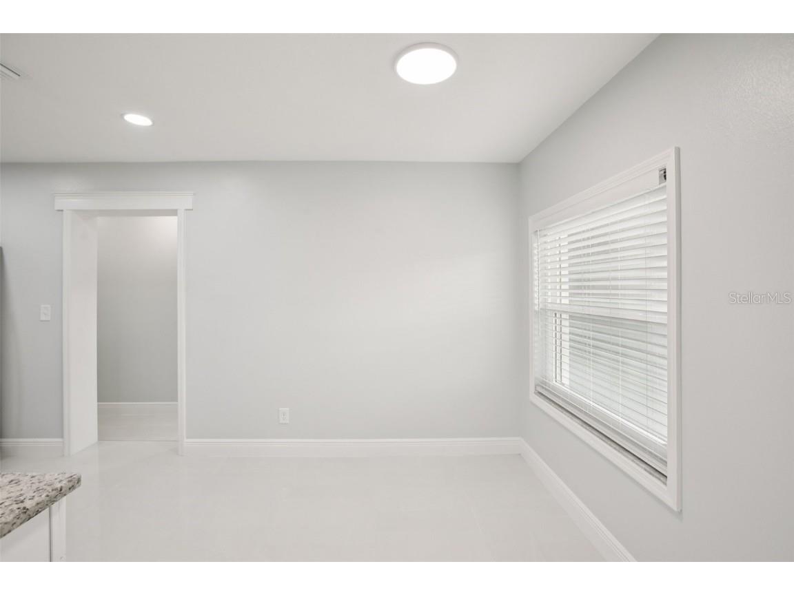 10120 Alambra Avenue Tampa FL 33619 TB8457472 image40