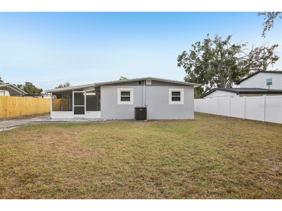 10120 Alambra Avenue Tampa FL 33619 TB8457472 image44