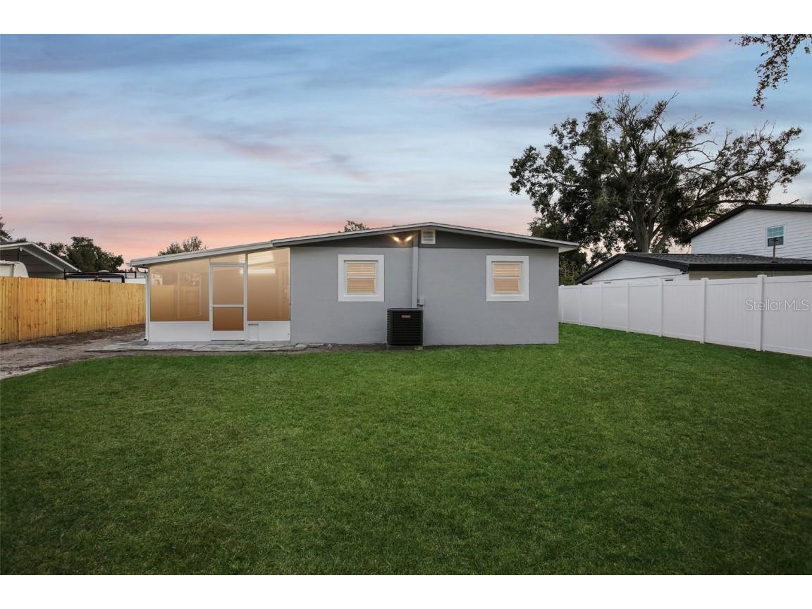 10120 Alambra Avenue Tampa FL 33619 TB8457472 image53