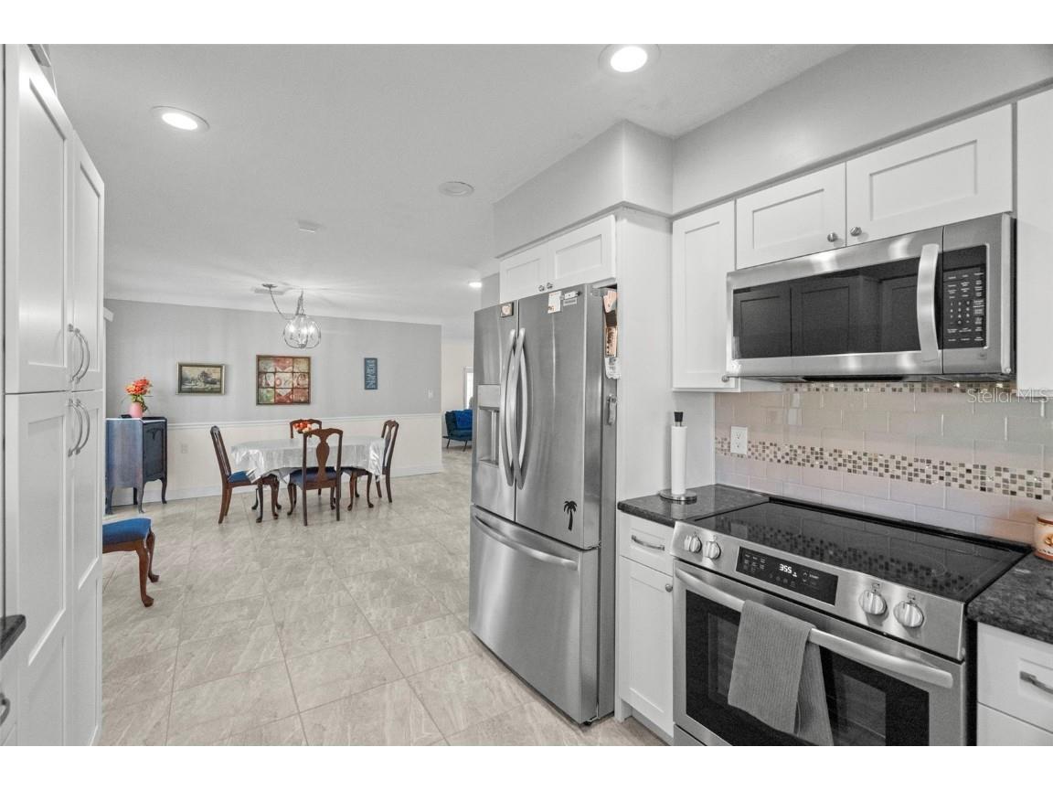 10121 4th Street E Treasure Island FL 33706 TB8450492 image10