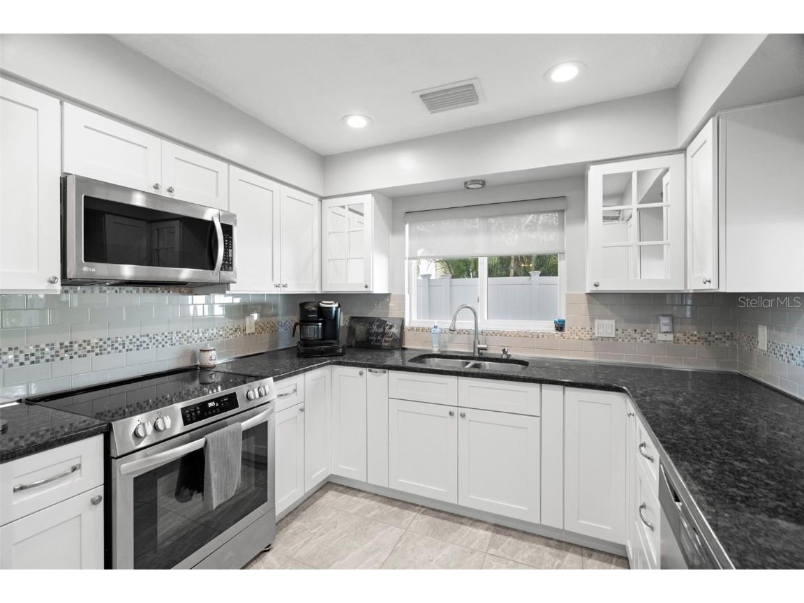 10121 4th Street E Treasure Island FL 33706 TB8450492 image13