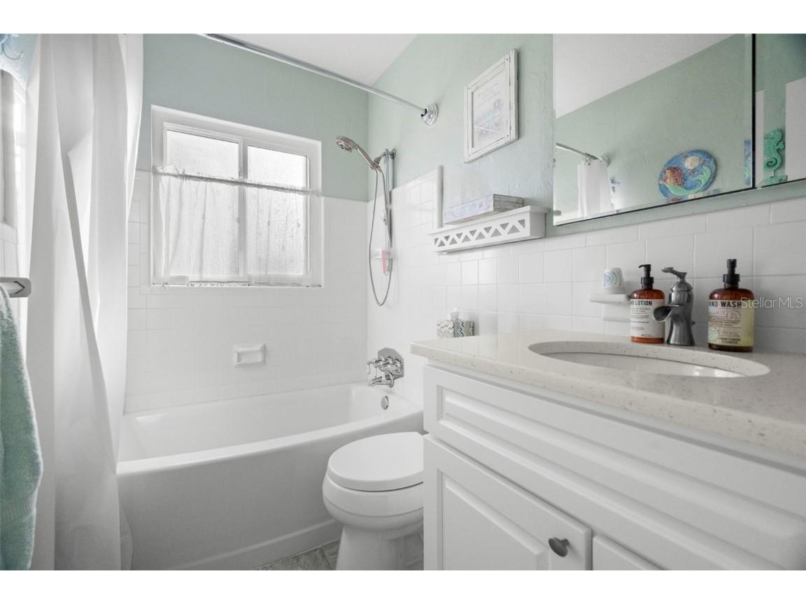 10121 4th Street E Treasure Island FL 33706 TB8450492 image15