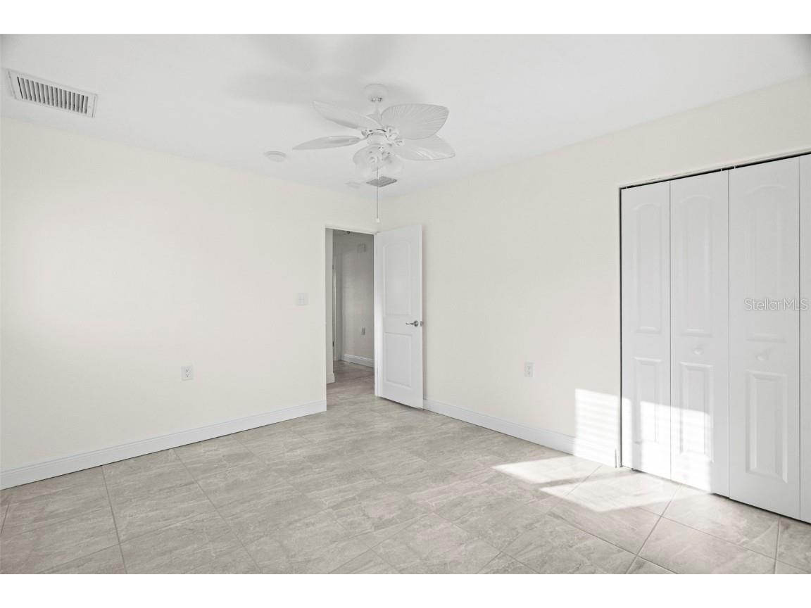 10121 4th Street E Treasure Island FL 33706 TB8450492 image20