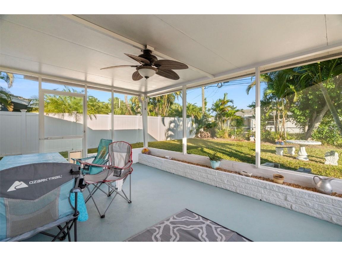 10121 4th Street E Treasure Island FL 33706 TB8450492 image24