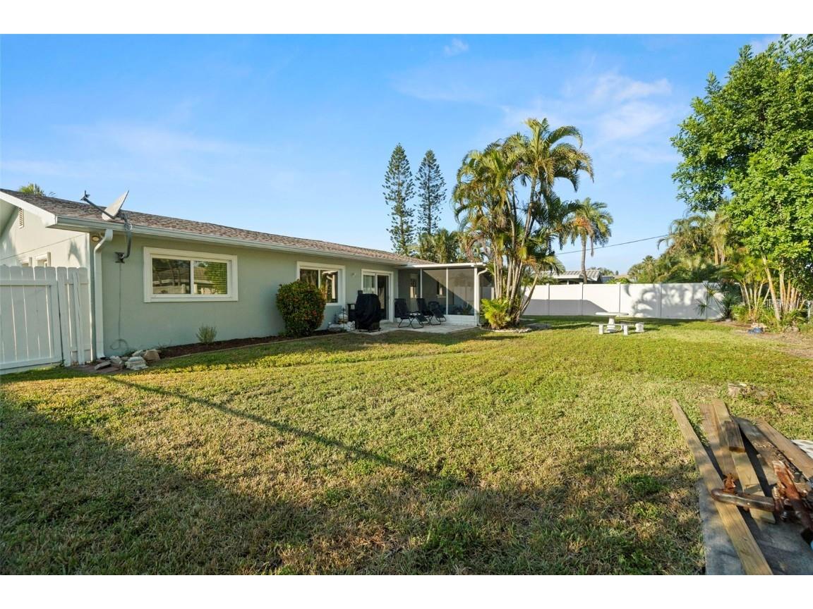 10121 4th Street E Treasure Island FL 33706 TB8450492 image28