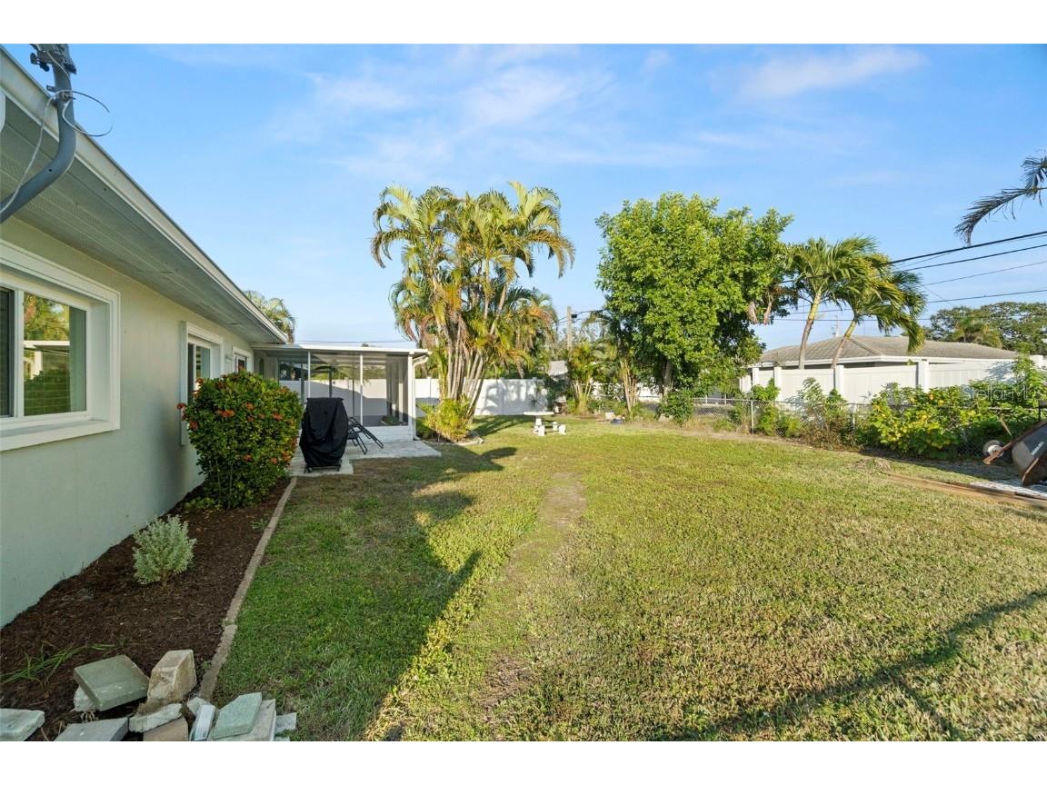 10121 4th Street E Treasure Island FL 33706 TB8450492 image29