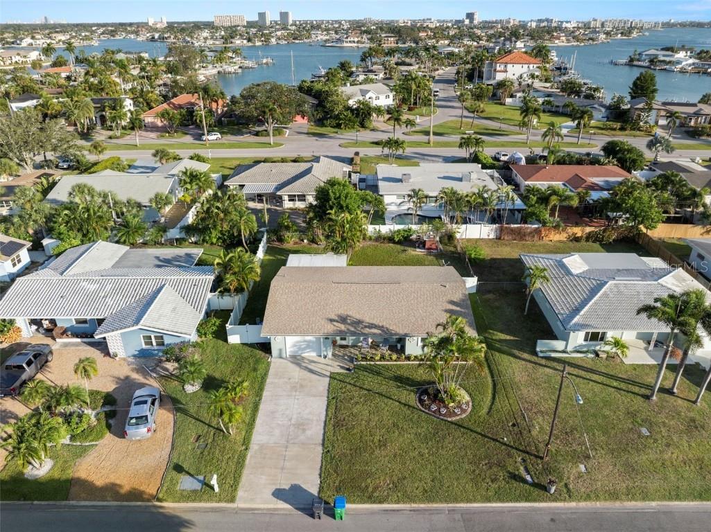 10121 4th Street E Treasure Island FL 33706 TB8450492 image35