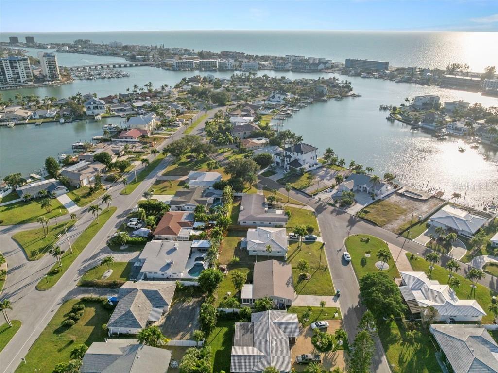 10121 4th Street E Treasure Island FL 33706 TB8450492 image39