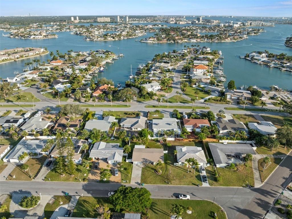 10121 4th Street E Treasure Island FL 33706 TB8450492 image42